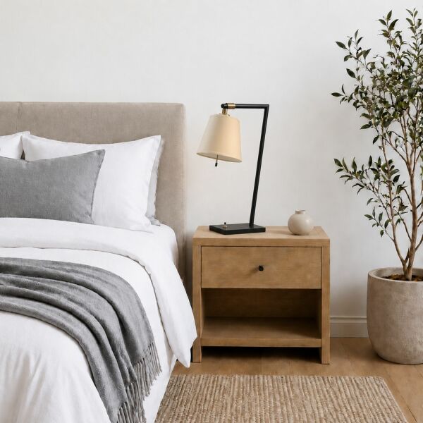 Bjorn Table Lamp
